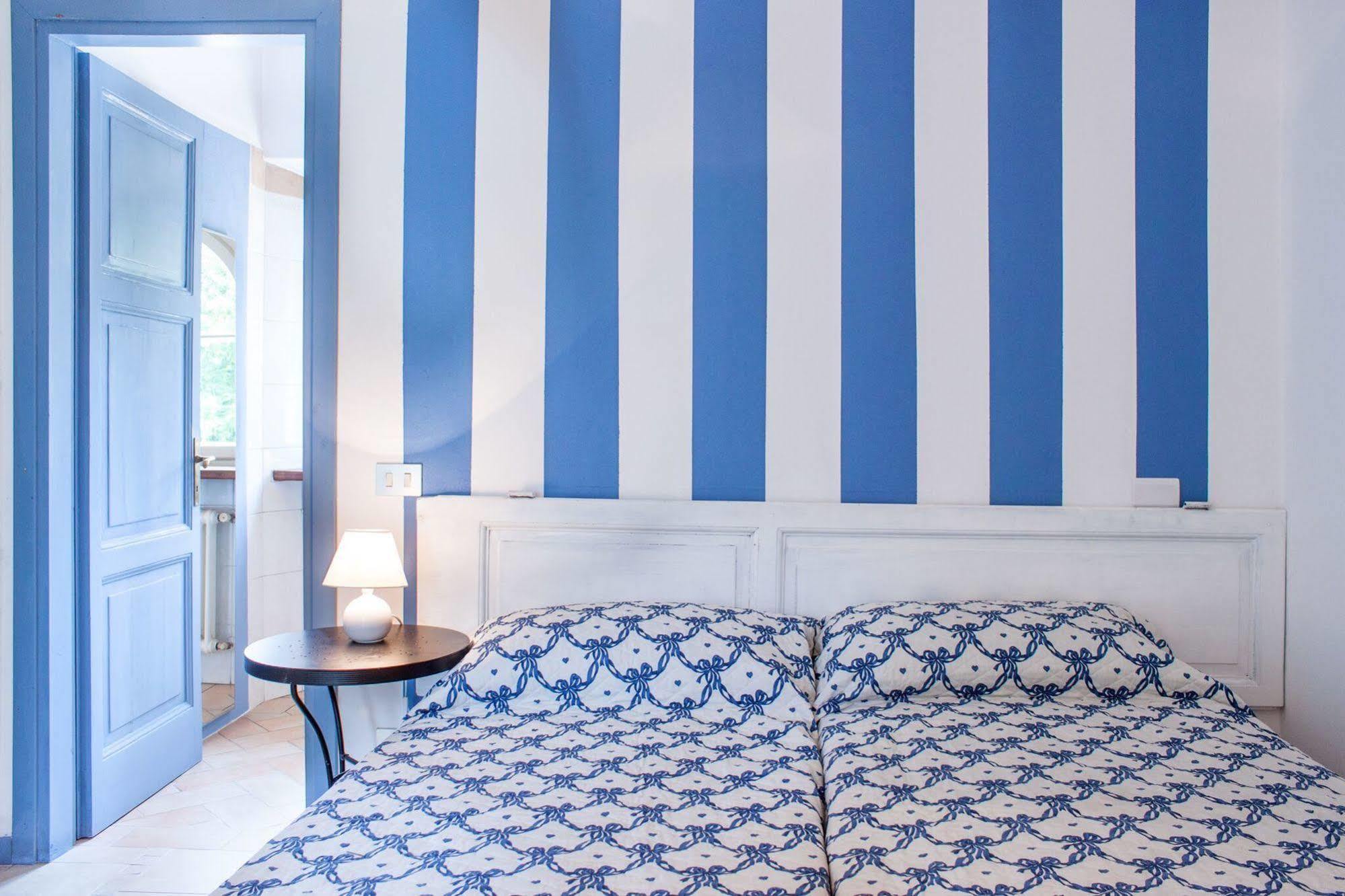 Bed and Breakfast Casa La Viola Blu Cernobbio Exterior foto